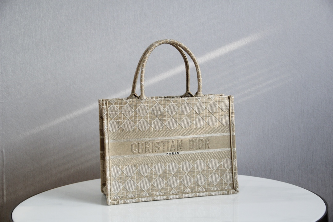 Replica Dior Book Tote New Color-1 36cm